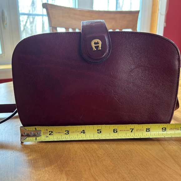 Rare Etienne Aigner Leather Shoulder Bag- Oxblood / Red, Great Cond pre-owned - Picture 2 of 6